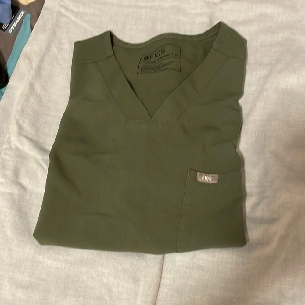 Figs Scrub Top Medium Olive Green